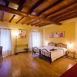 Corte Dei Bicchi فندق
