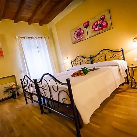 Corte Dei Bicchi 3*