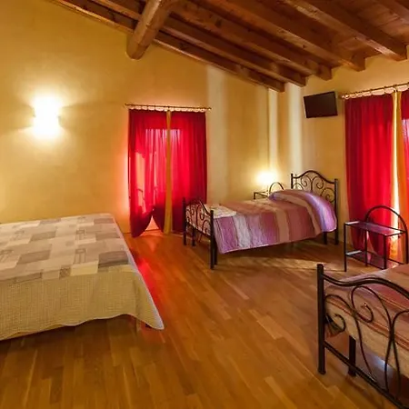 Hotel Corte Dei Bicchi 3*